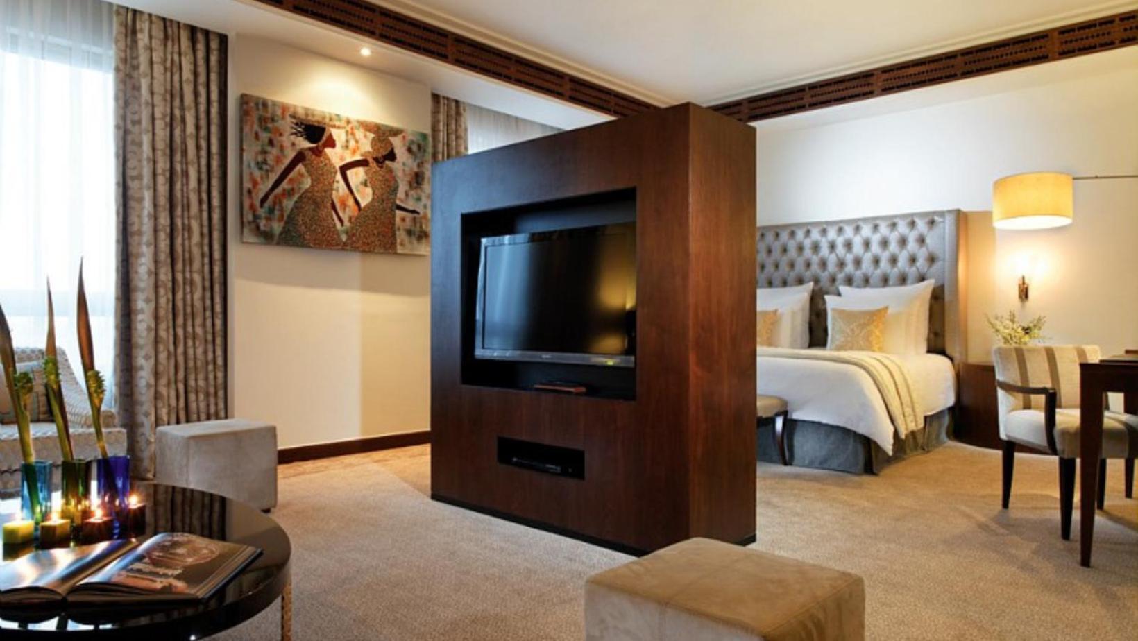 Mövenpick Ambassador Hotel Accra Exteriör bild