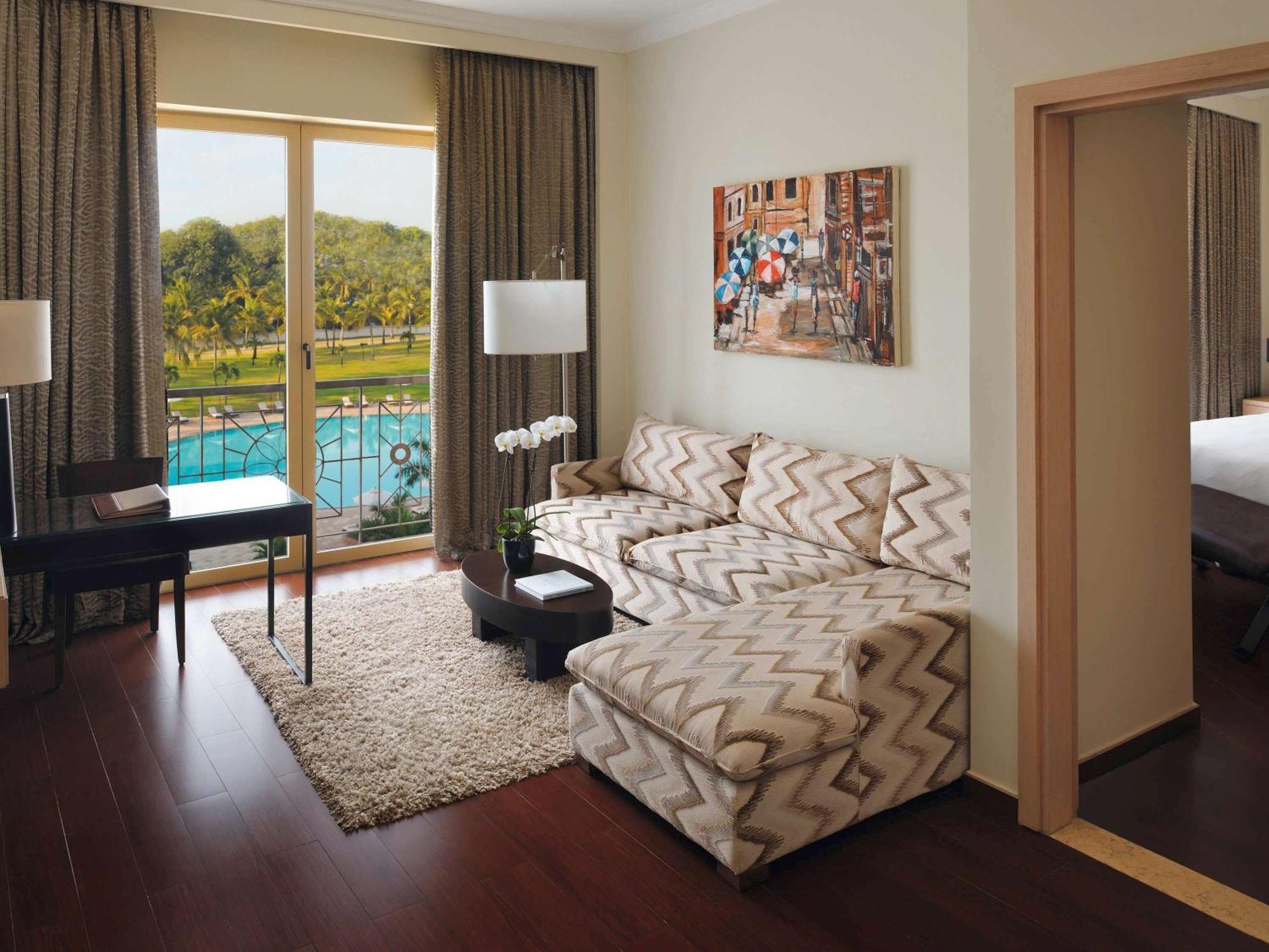 Mövenpick Ambassador Hotel Accra Exteriör bild