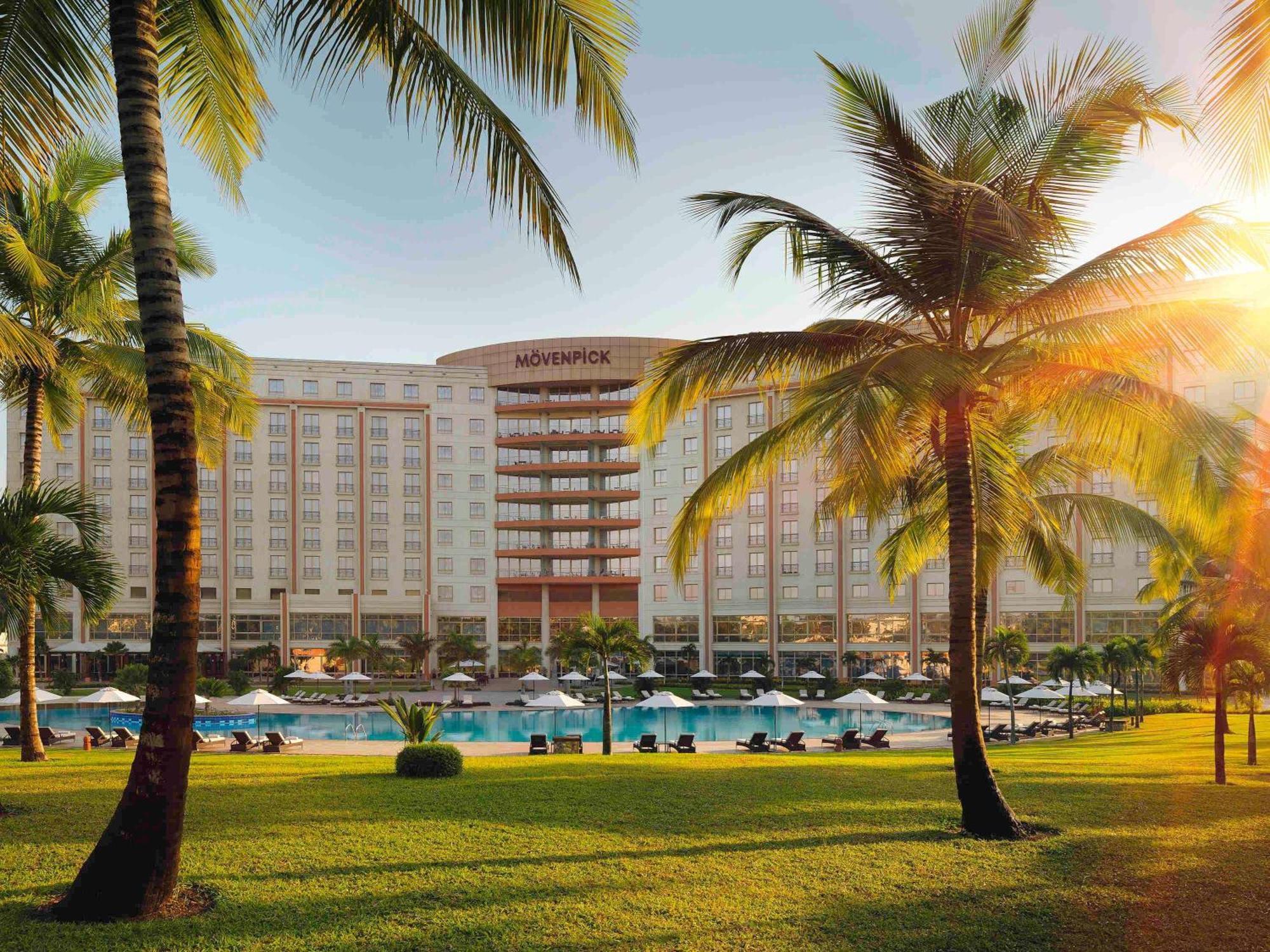 Mövenpick Ambassador Hotel Accra Exteriör bild