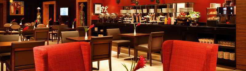 Mövenpick Ambassador Hotel Accra Exteriör bild