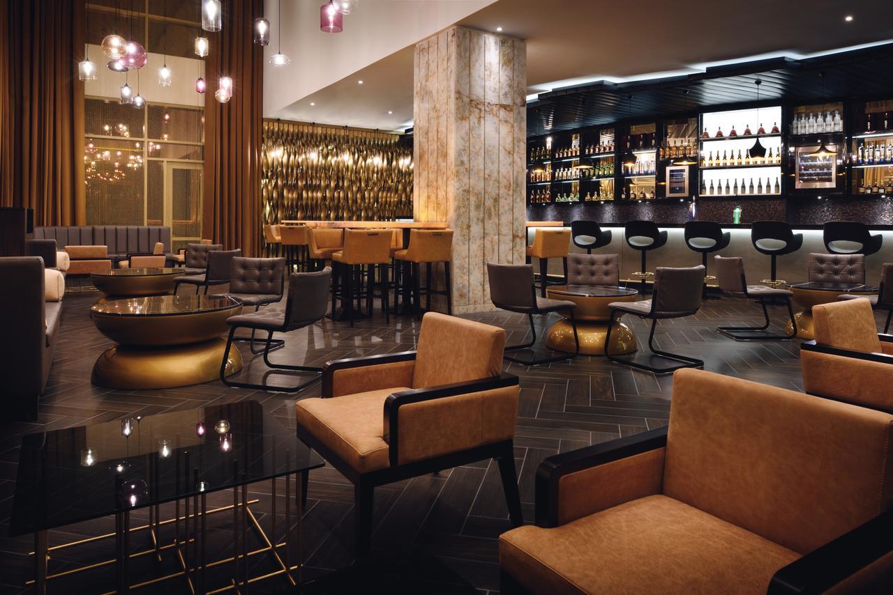 Mövenpick Ambassador Hotel Accra Exteriör bild