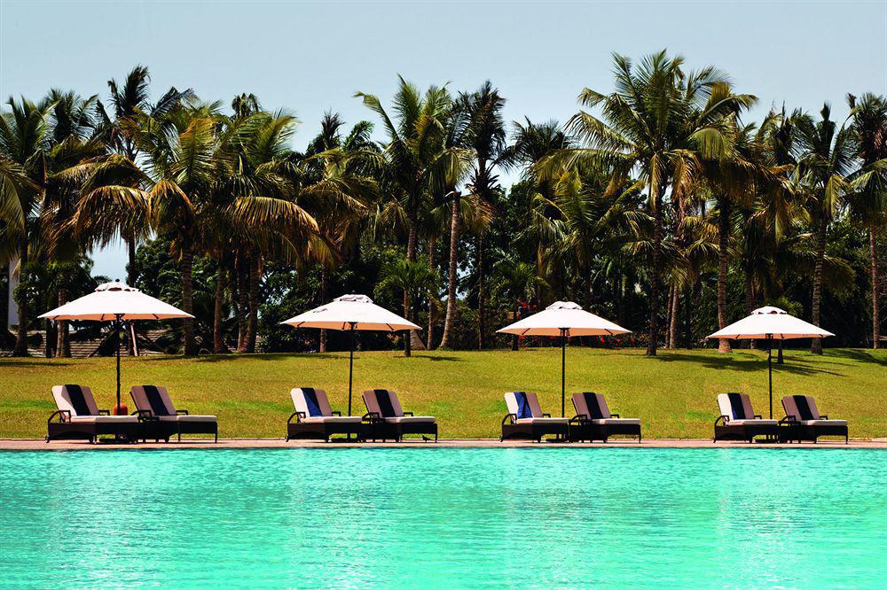 Mövenpick Ambassador Hotel Accra Exteriör bild